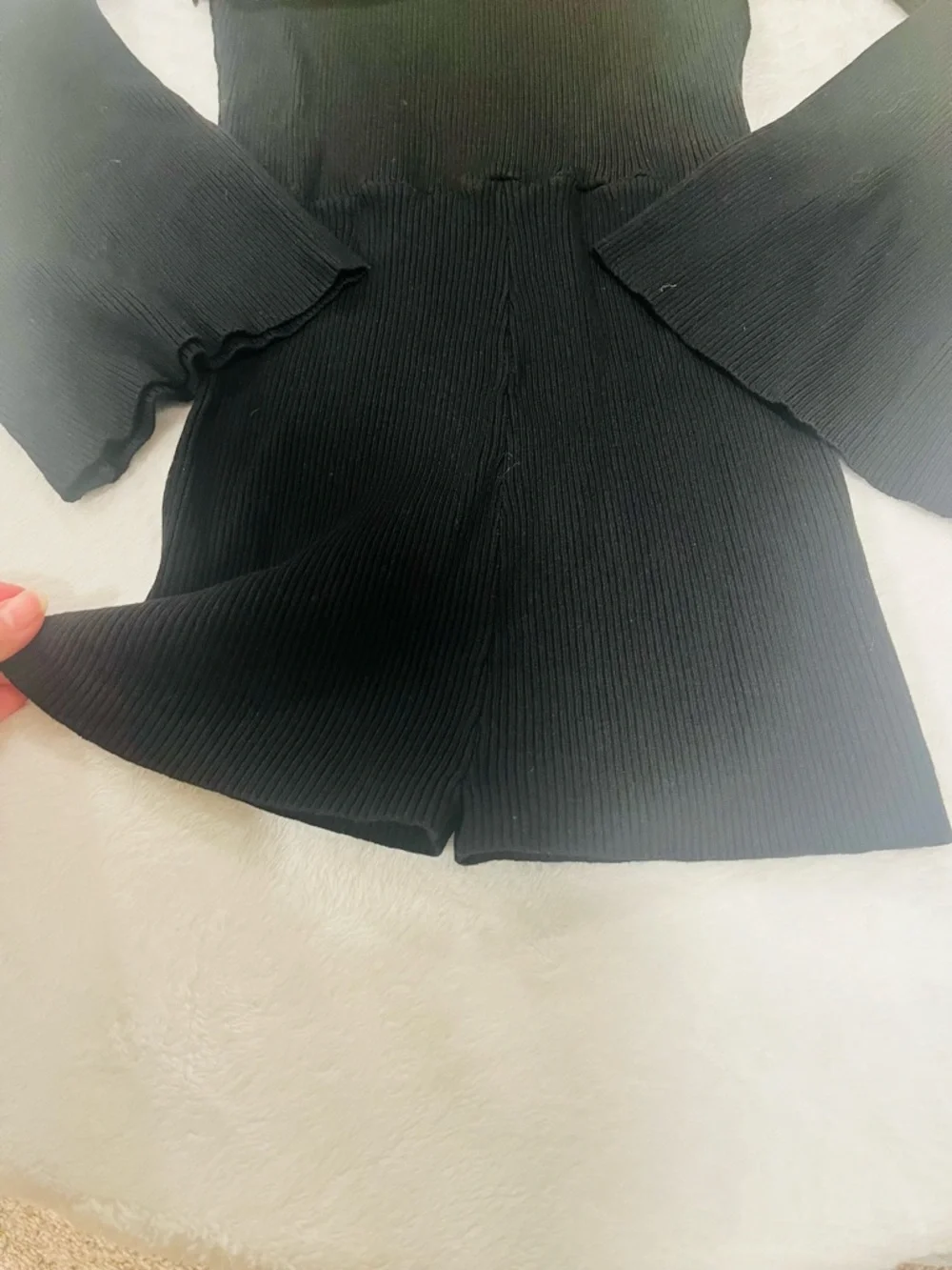 Black Ribbed Off-the-Shoulder Bell Sleeve Romper - Size M - Picture 6 of 9